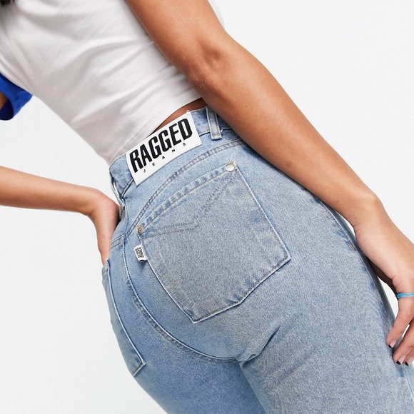 V FRONT BLUE JEANS - Picture 2 of 4